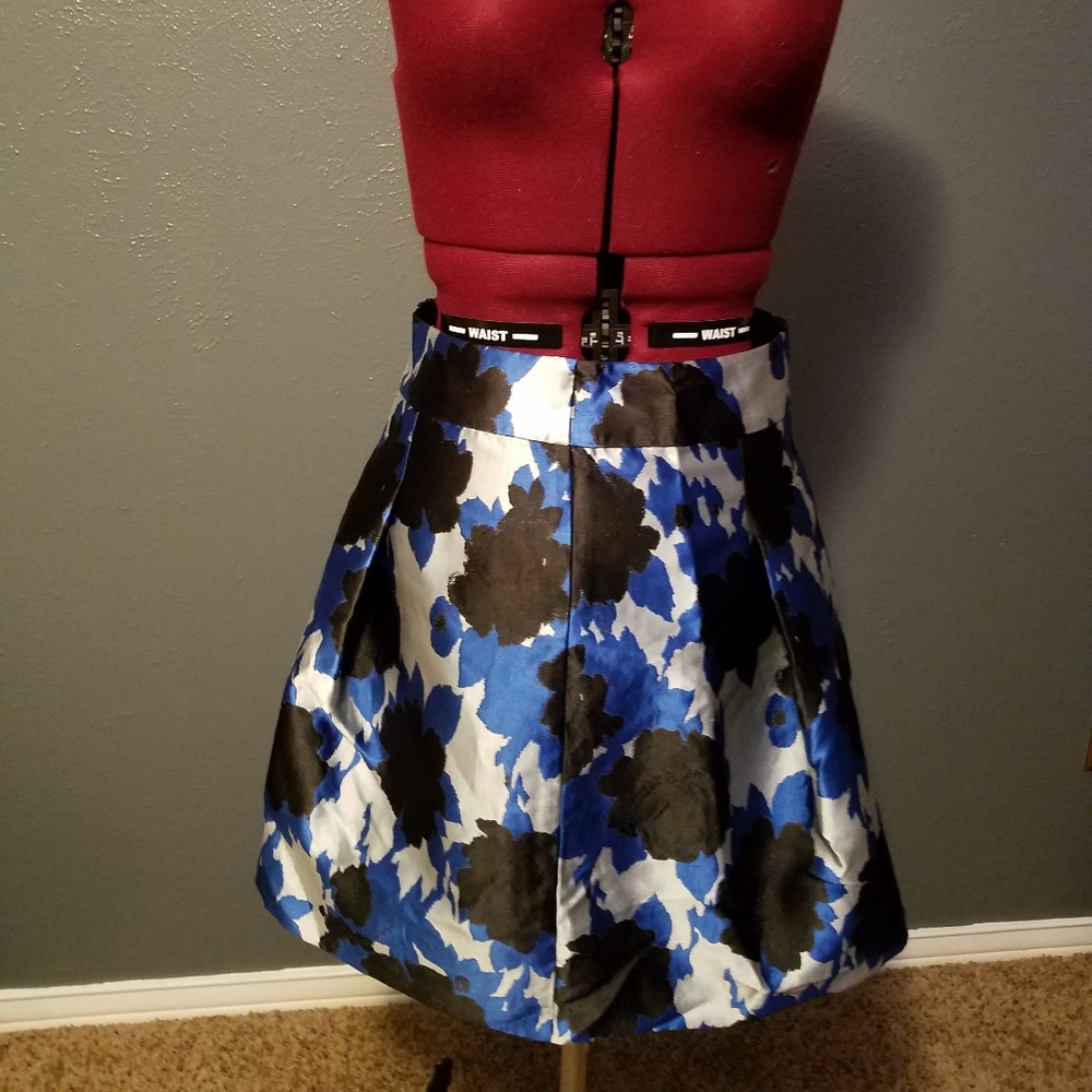 Banana Republic silky blue black skirt